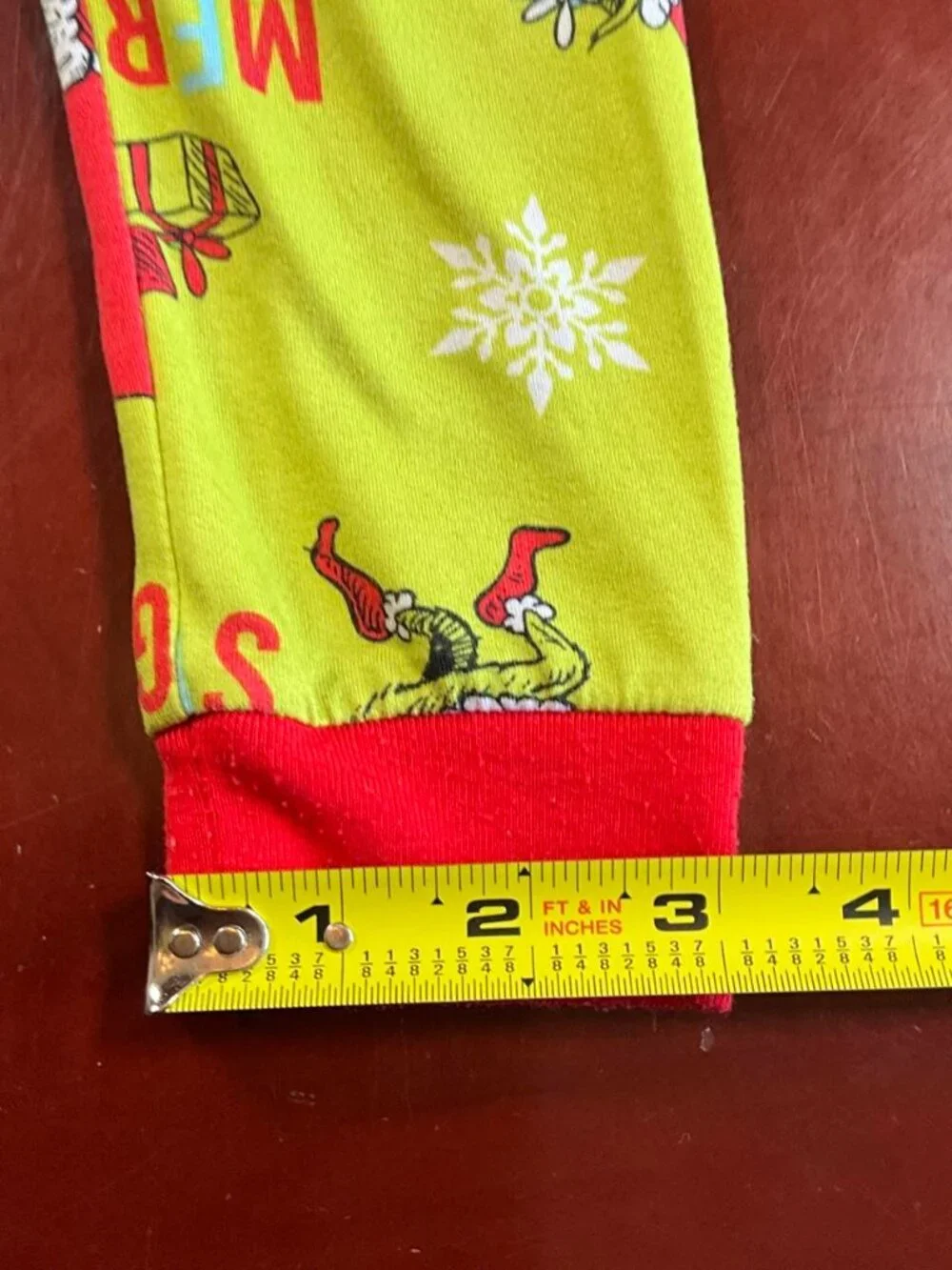 Kids The Grinch Christmas Holiday Sleepwear Lightweight COZY Pajama Set Sz 5T